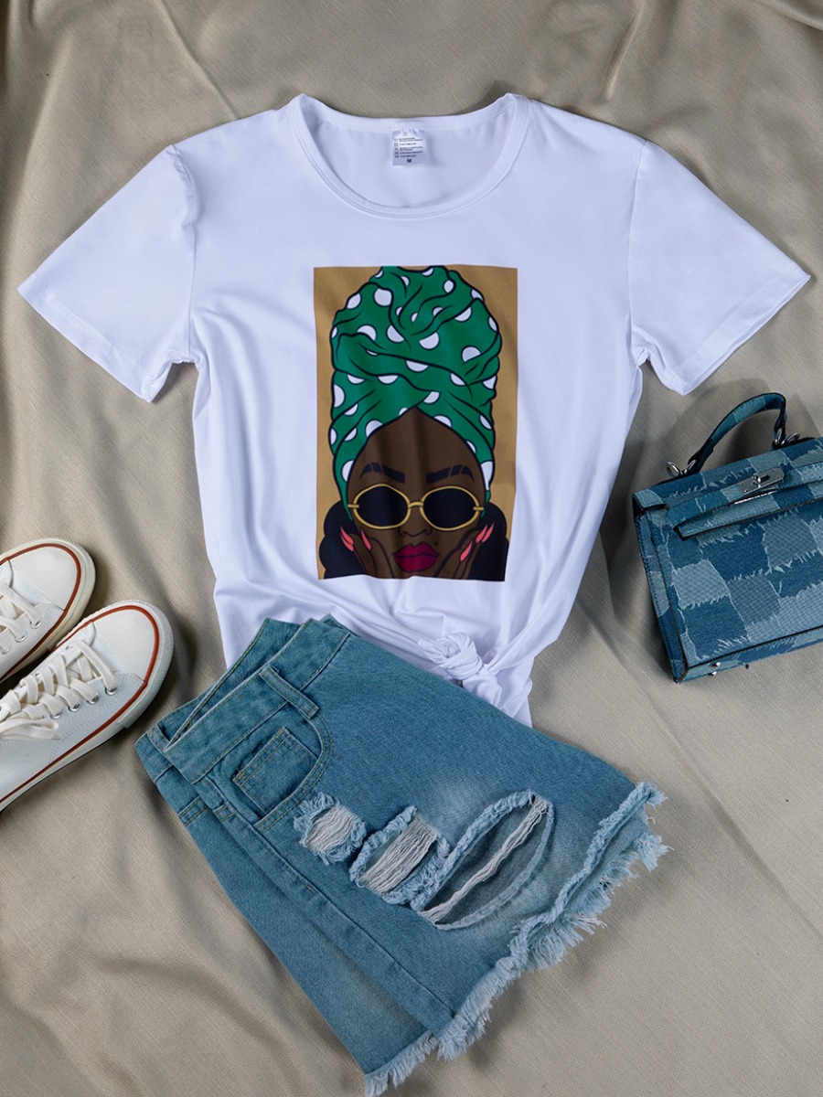 

Lovely Casual Portrait Print Patchwork White T-shirt