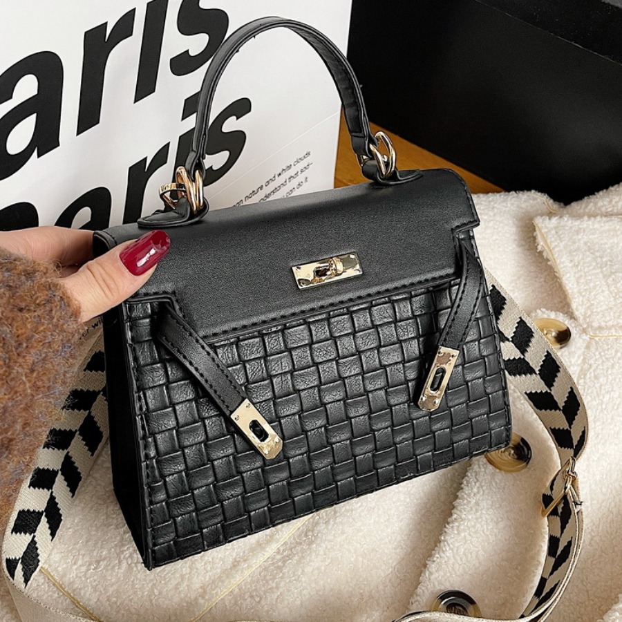 

Lovely Casual Plaid Pattern Black Crossbody Bag