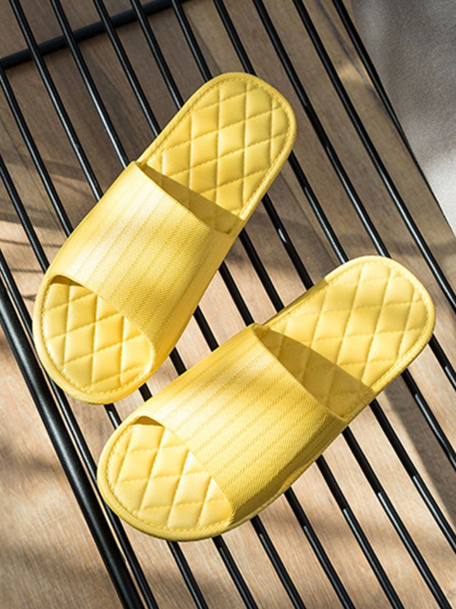 

Lovely Casual Basic Yellow Slippers