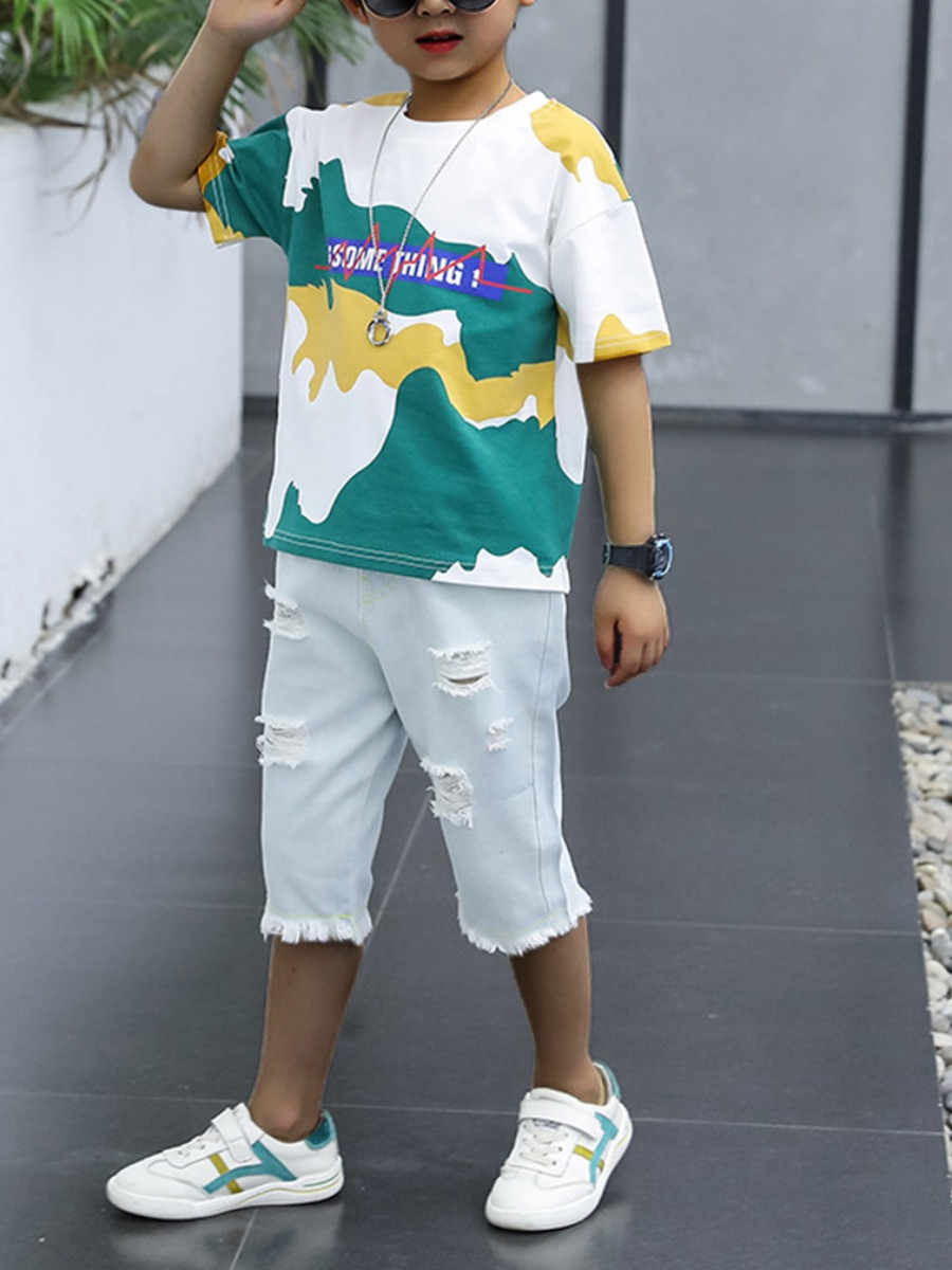 

Lovely Boy Street Letter Print Ripped Green Two Piece Shorts Set