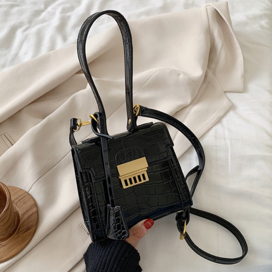 

Lovely Casual Metal Accessories Decoration Black Crossbody Bag