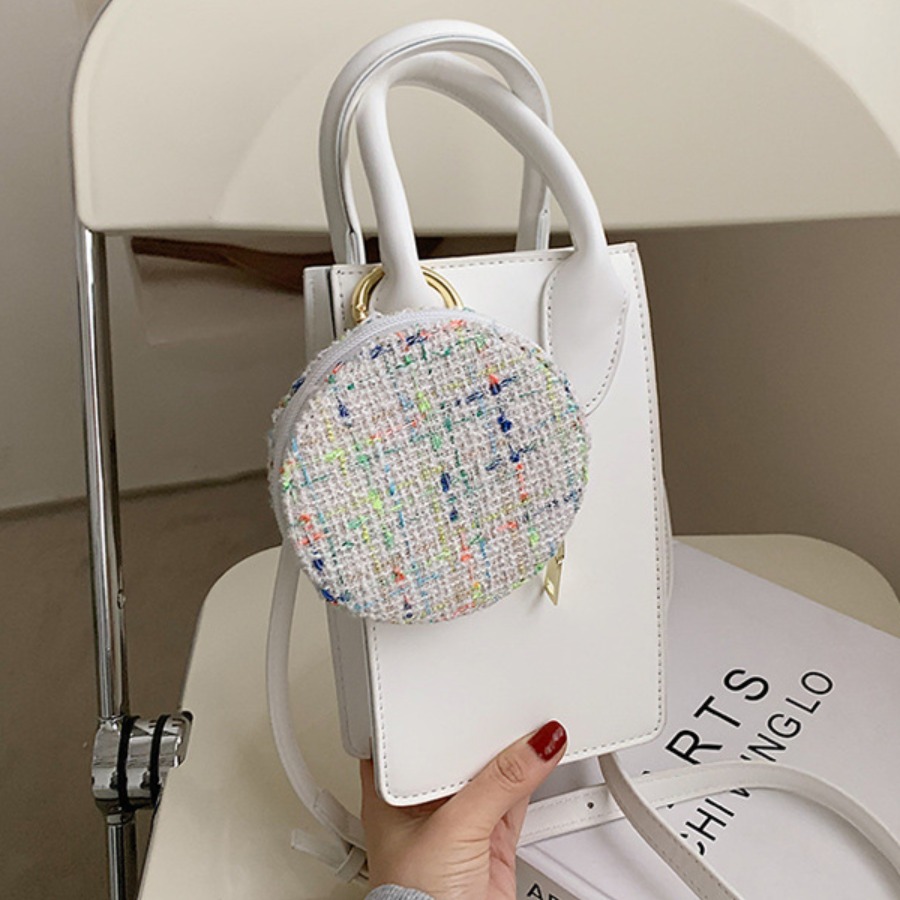 

Lovely Casual Rectangular White Crossbody Bag