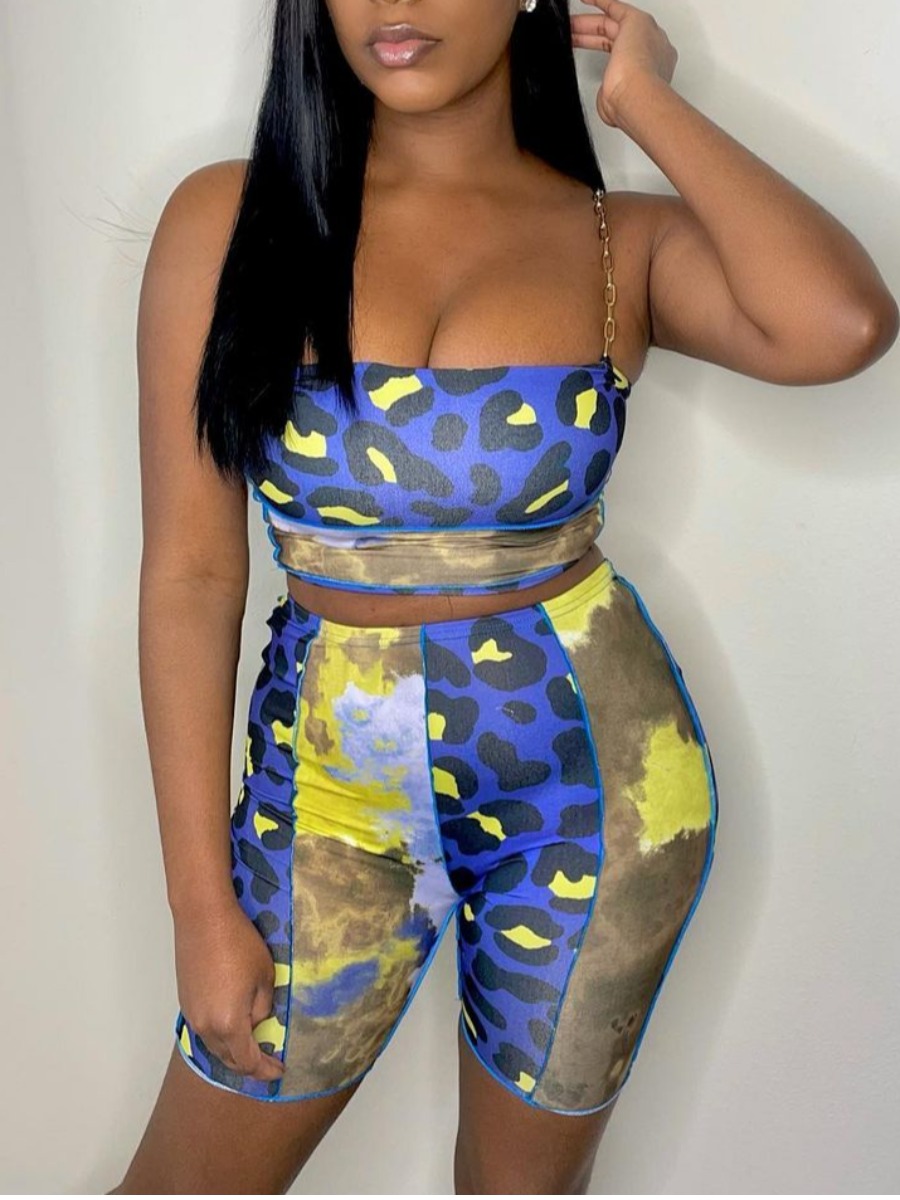 

Lovely Casual Animal Print Chain Strap Royalblue Two Piece Shorts Set