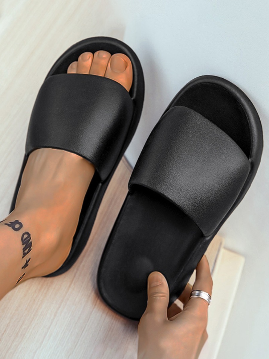 

Lovely Men Casual Round-toe Black Slippers