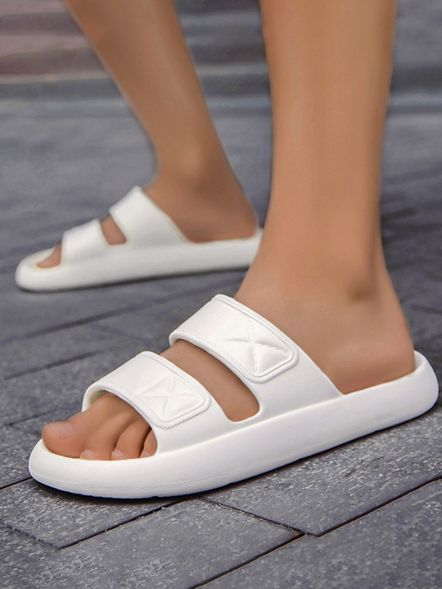 

Lovely Men Casual Round-toe White Slippers