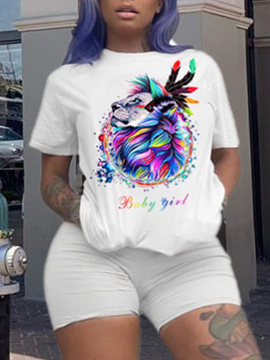 

Lovely Plus Size Casual Graffiti Letter Print White Two-piece Shorts Set