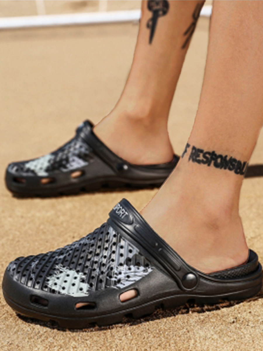 

Lovely Men Casual Hollow-out Black Slippers