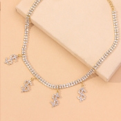 LW Casual Letter Gold Necklace