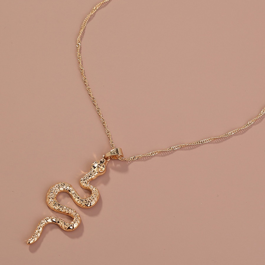 

Lovely Casual Snake Decoration Gold Necklace