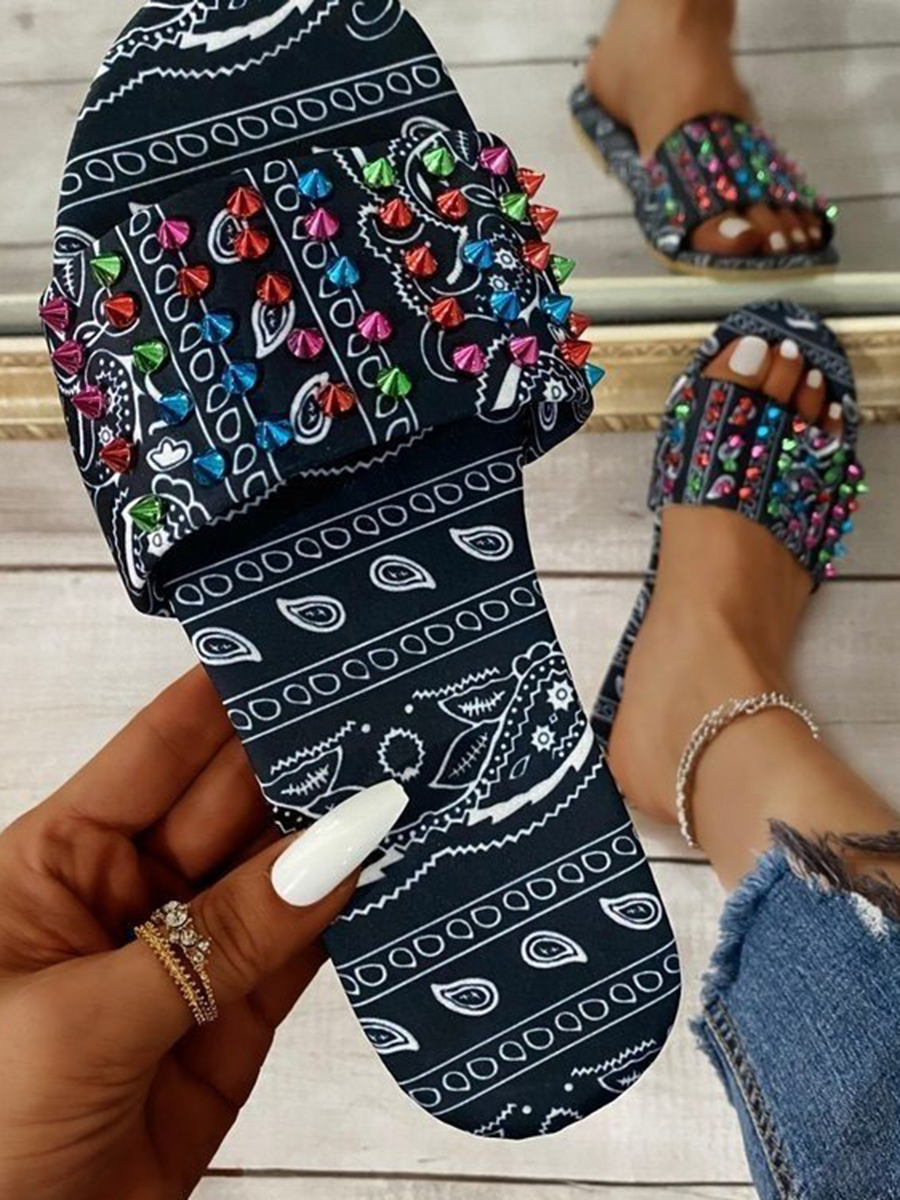 

Lovely Casual Cashew Print Black Flats