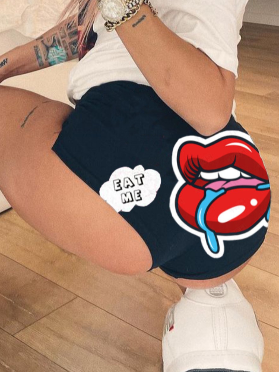 

Lovely Casual Lip Letter Print Black Shorts