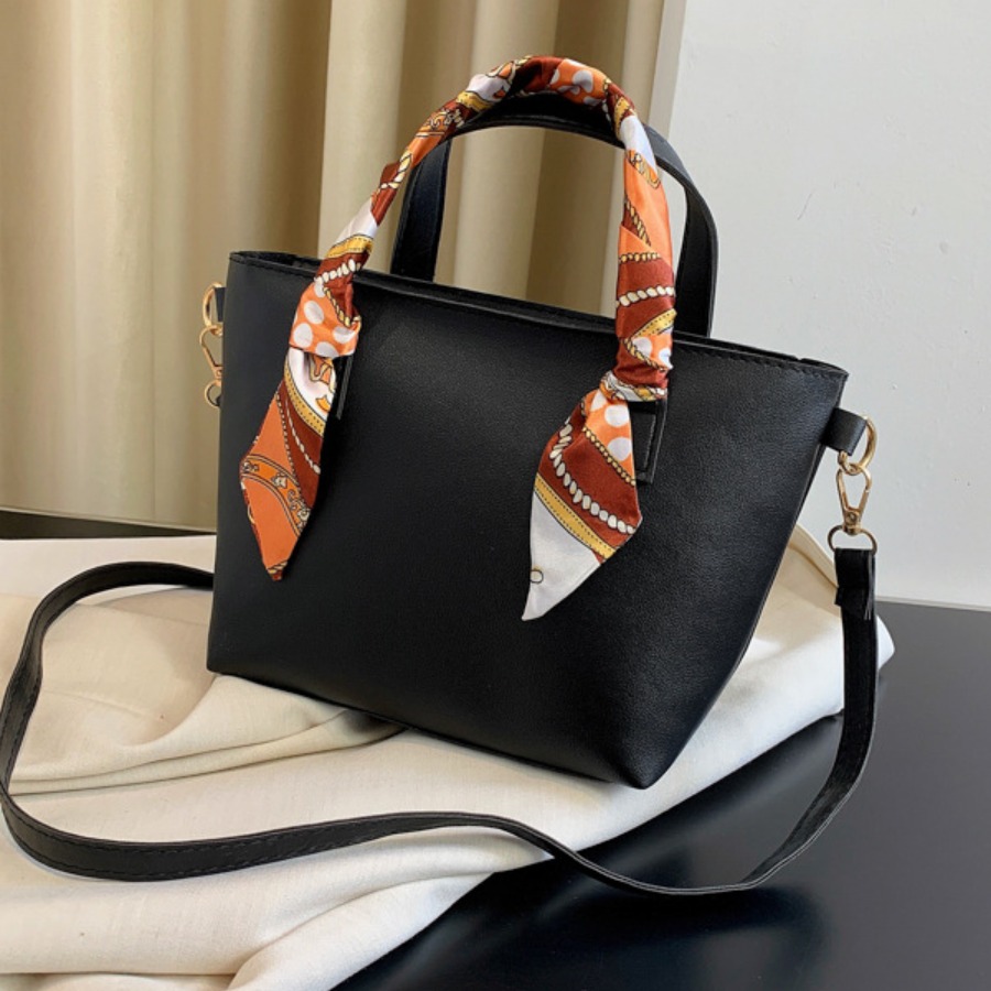 

Lovely Casual Metal Accessories Decoration Black Crossbody Bag