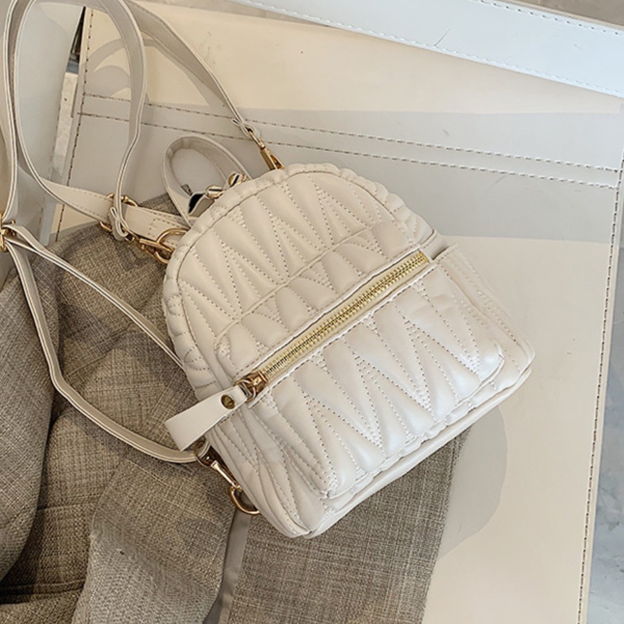 

LW Casual Quilted Slide White Backpack