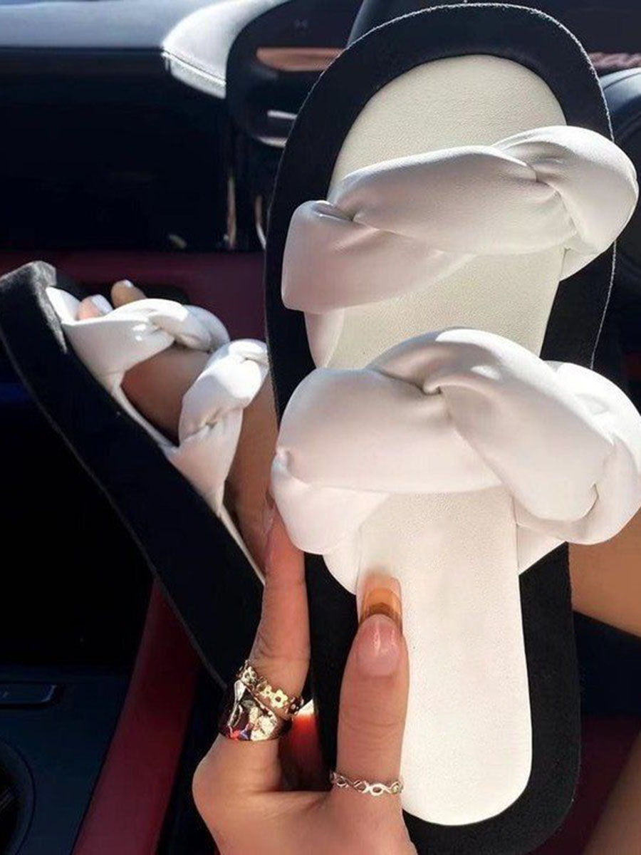 

Lovely Street Fold Design White Platform Shoes