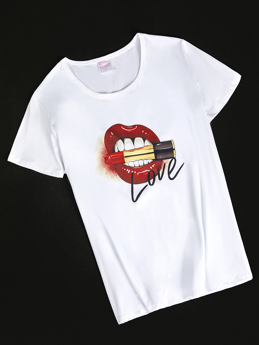 

Lovely Plus Size Casual Lip Letter Print White T-shirt