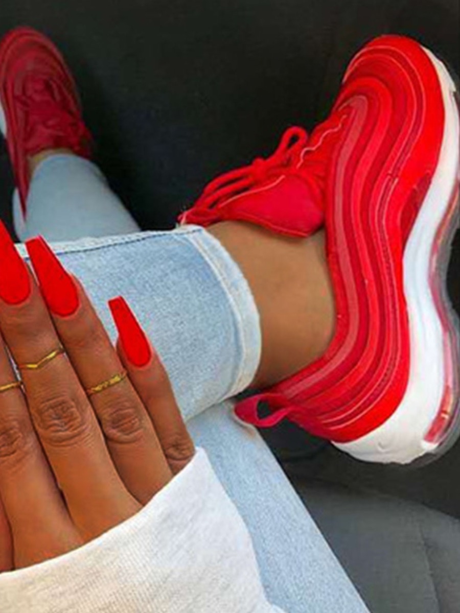 

Lovely Sporty Round-toe Red Sneakers