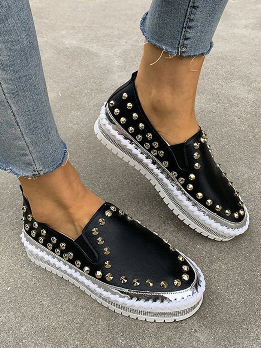 

LW Street Rivet Decoration Black Flats