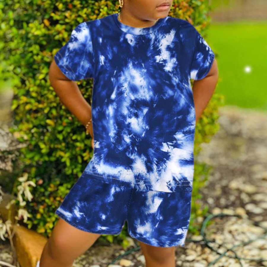 

Lovely Girl Sporty O Neck Tie Dye Deep Blue Two Piece Shorts Set