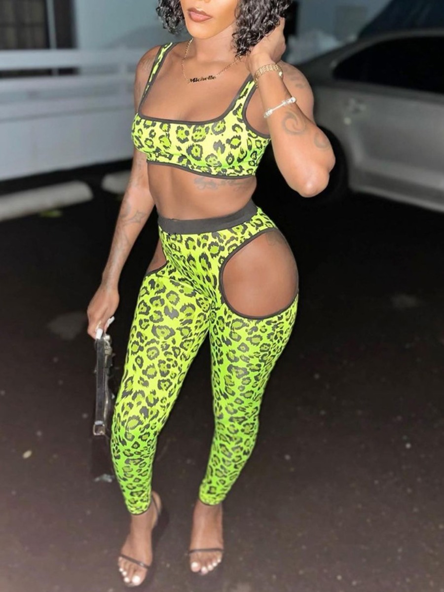 

LW Street Leopard Print Hollow-out Green Two Piece Pants Set
