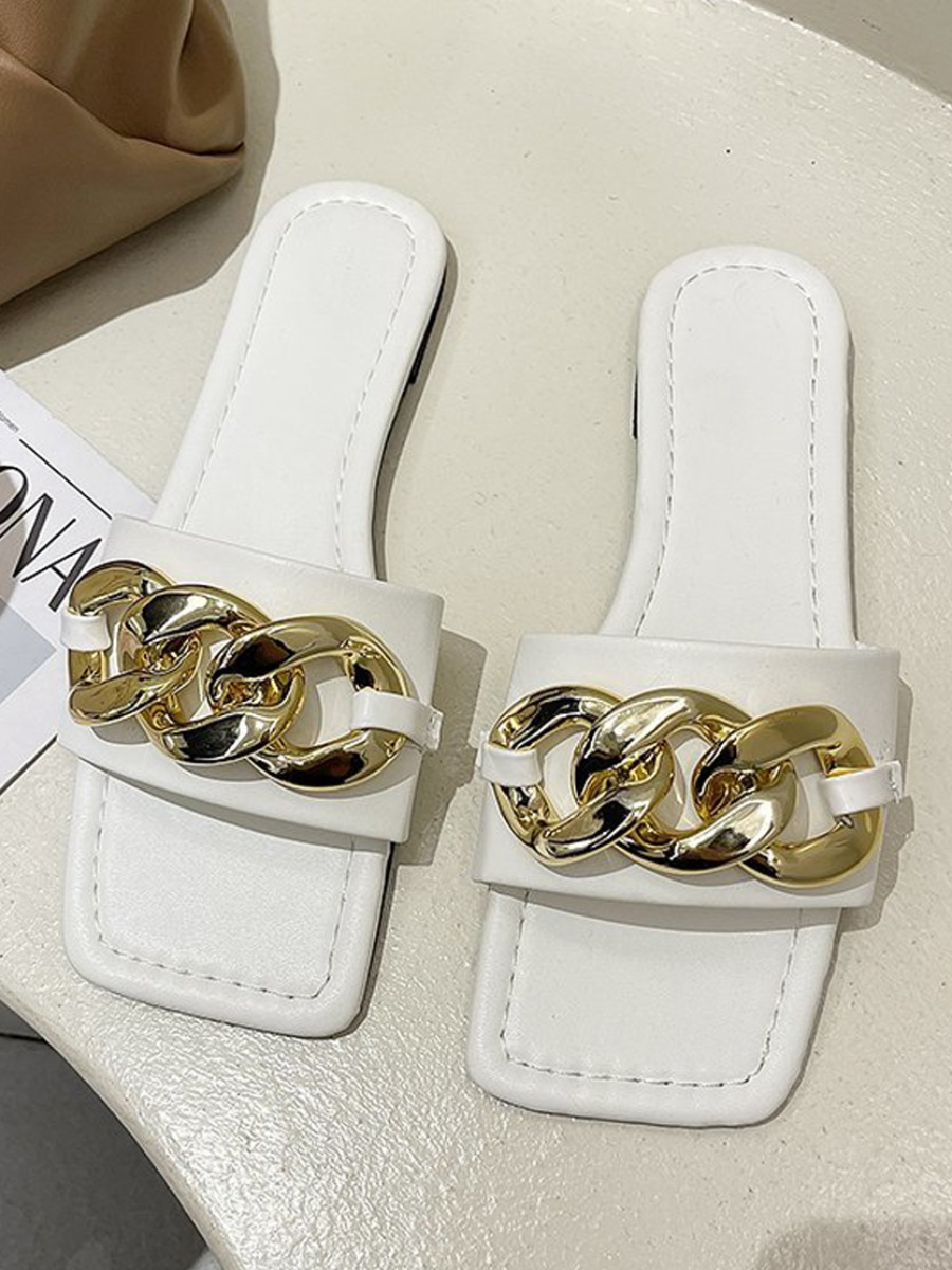 

Lovely Casual Chain Decoration White Slippers