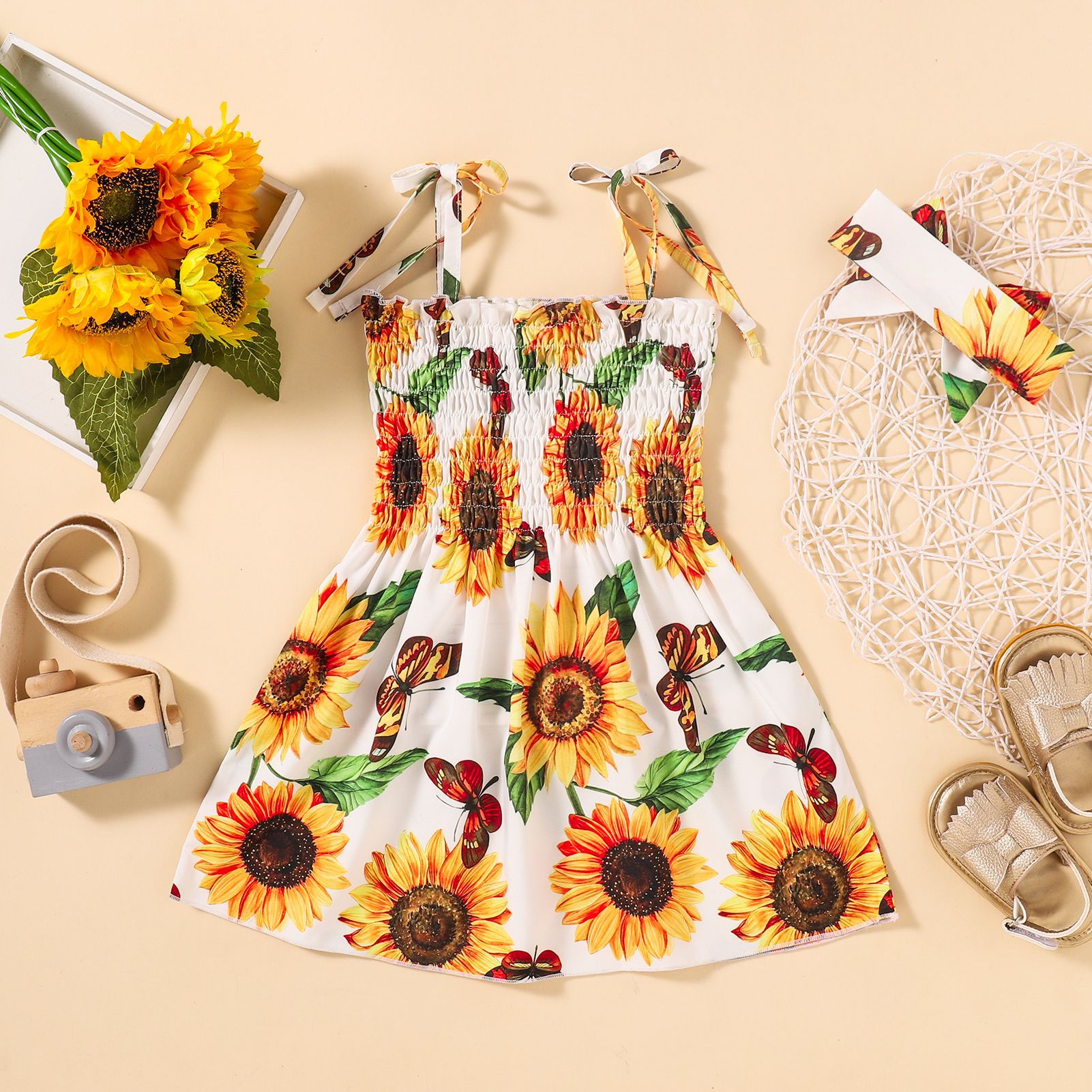

Lovely Girl Sweet Floral Print Bandage Design White Knee Length Dress(With Headband)