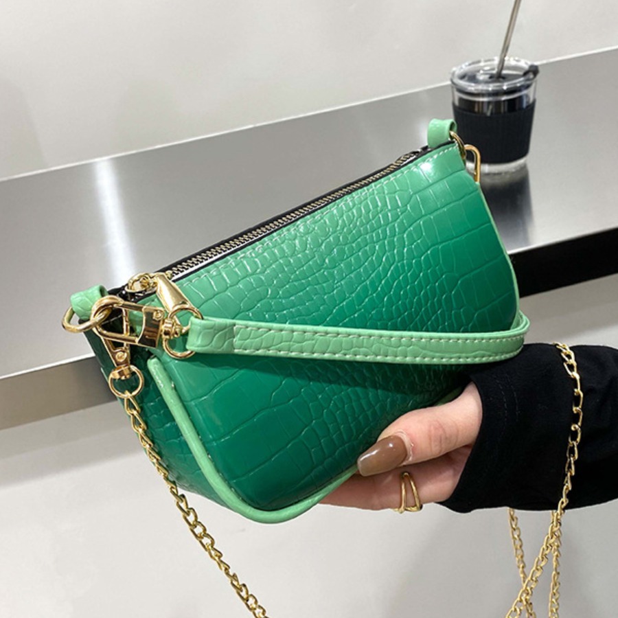 

Lovely Casual Chain Strap Green Crossbody Bags