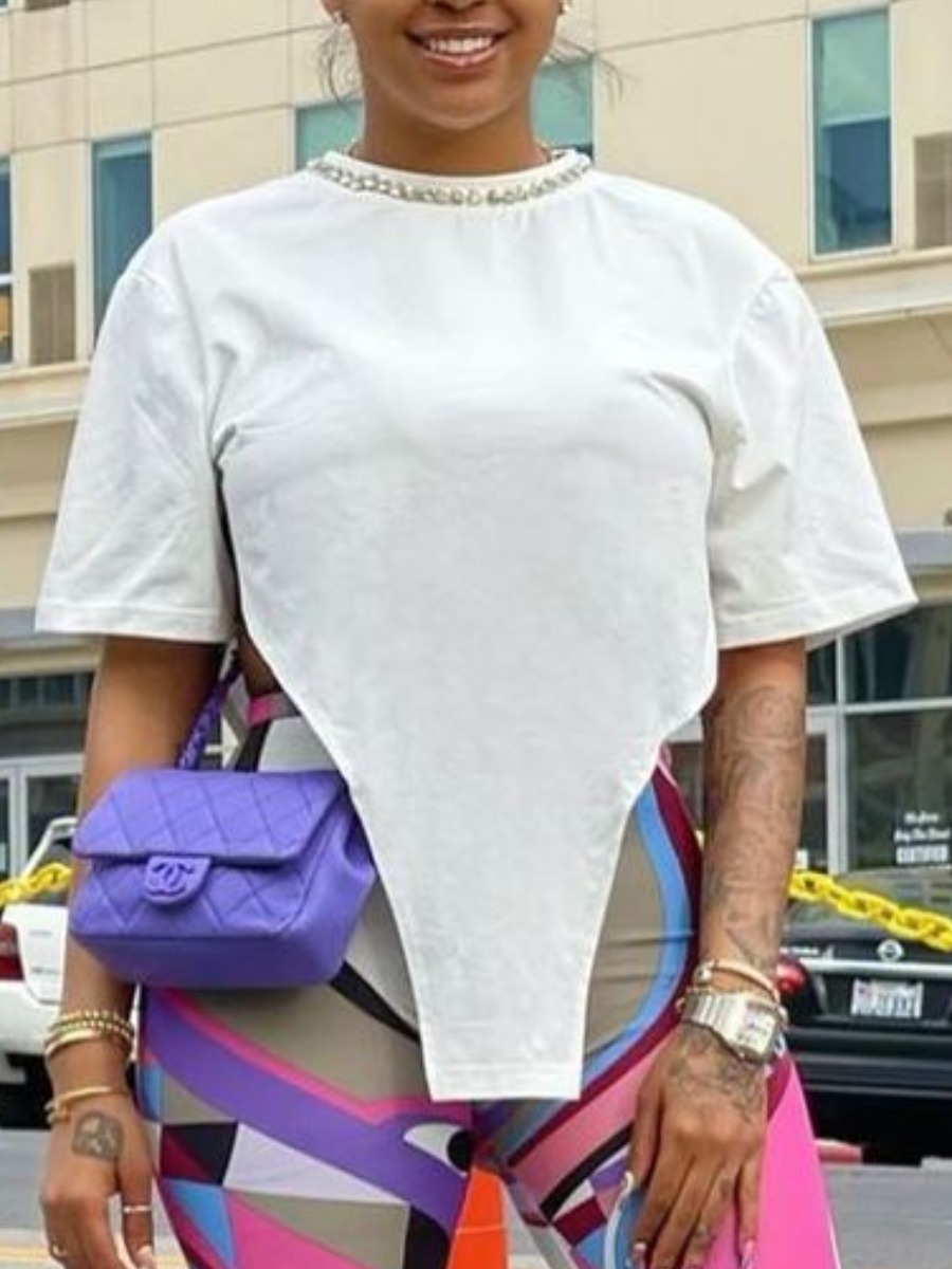

Lovely Street O Neck Asymmetrical White T-shirt