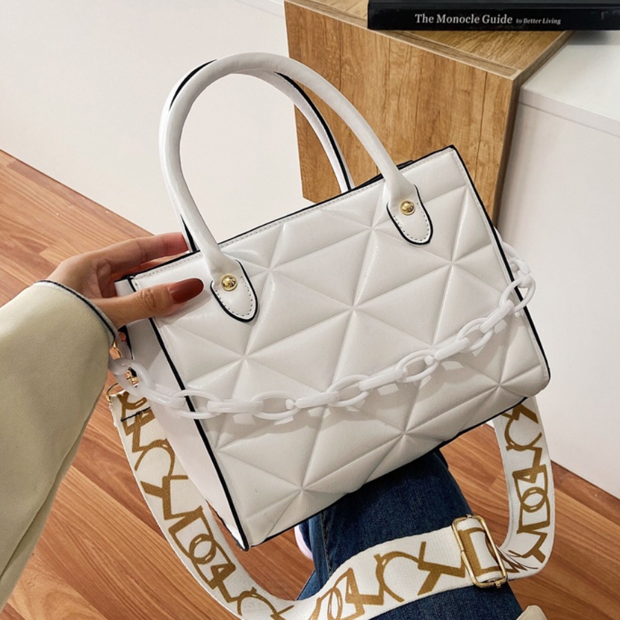 

LW Street Letter Print Chain Strap White Crossbody Bag