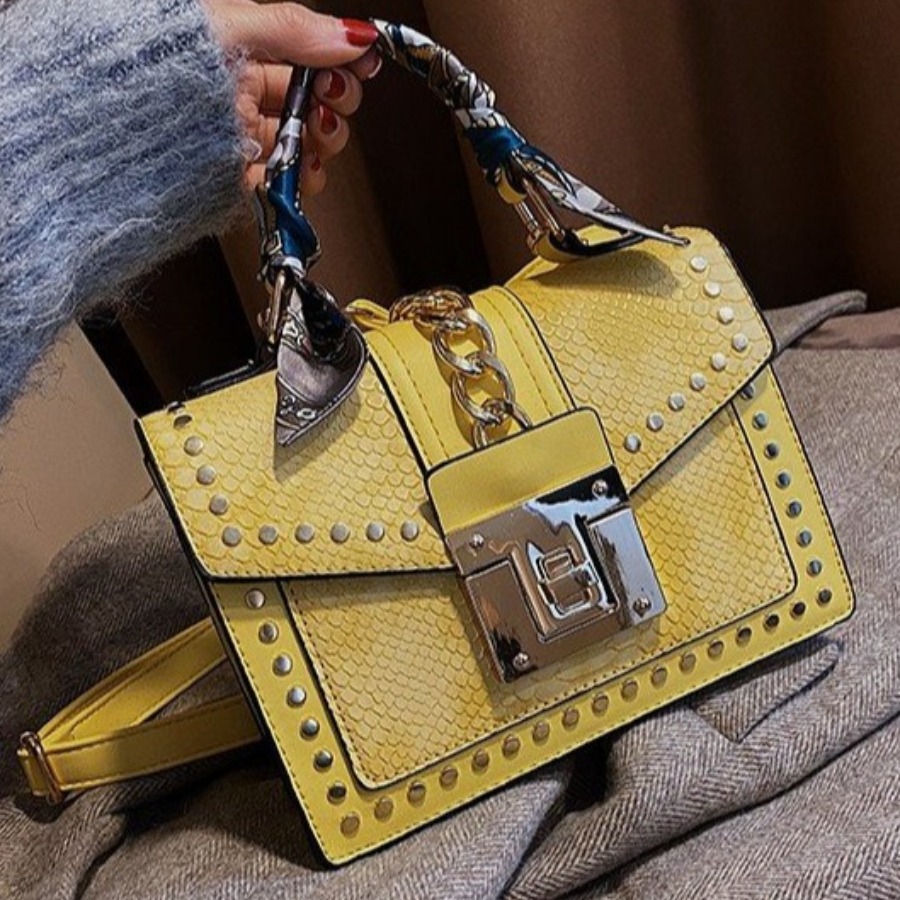 

Lovely Casual Chain Decoration Yellow Crossbody Bag