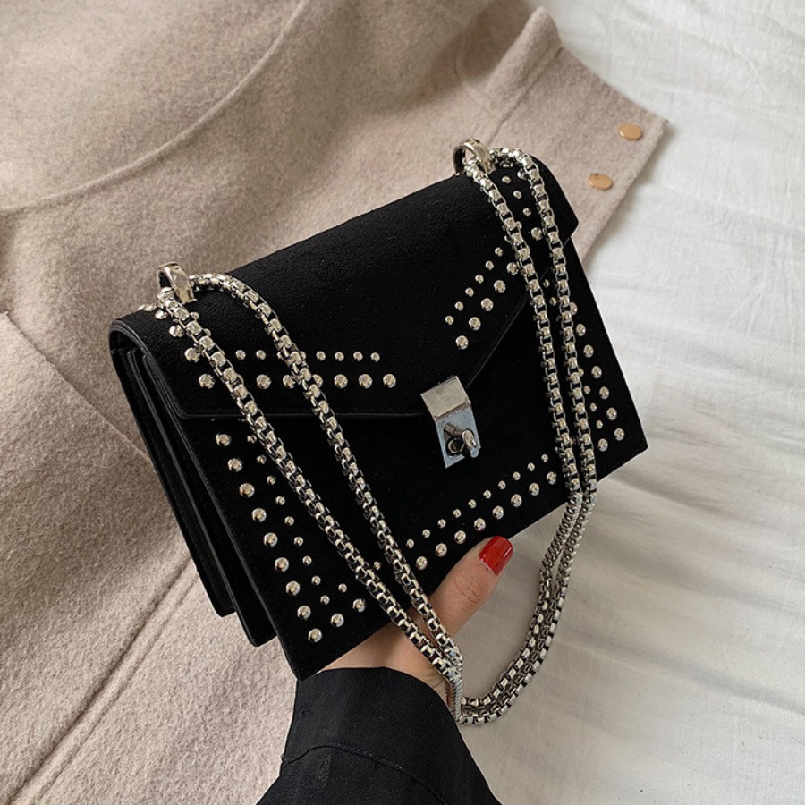 

LW Casual Rivet Decoration Black Shoulder Bag