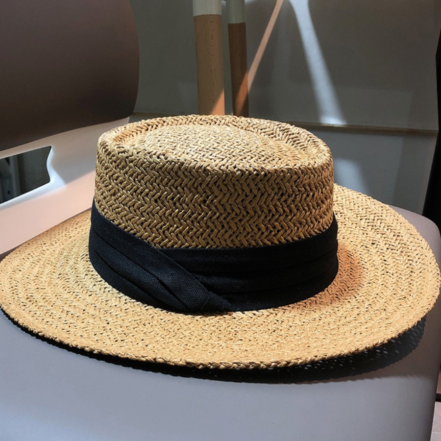 

LW Casual Woven Straw Black Hat