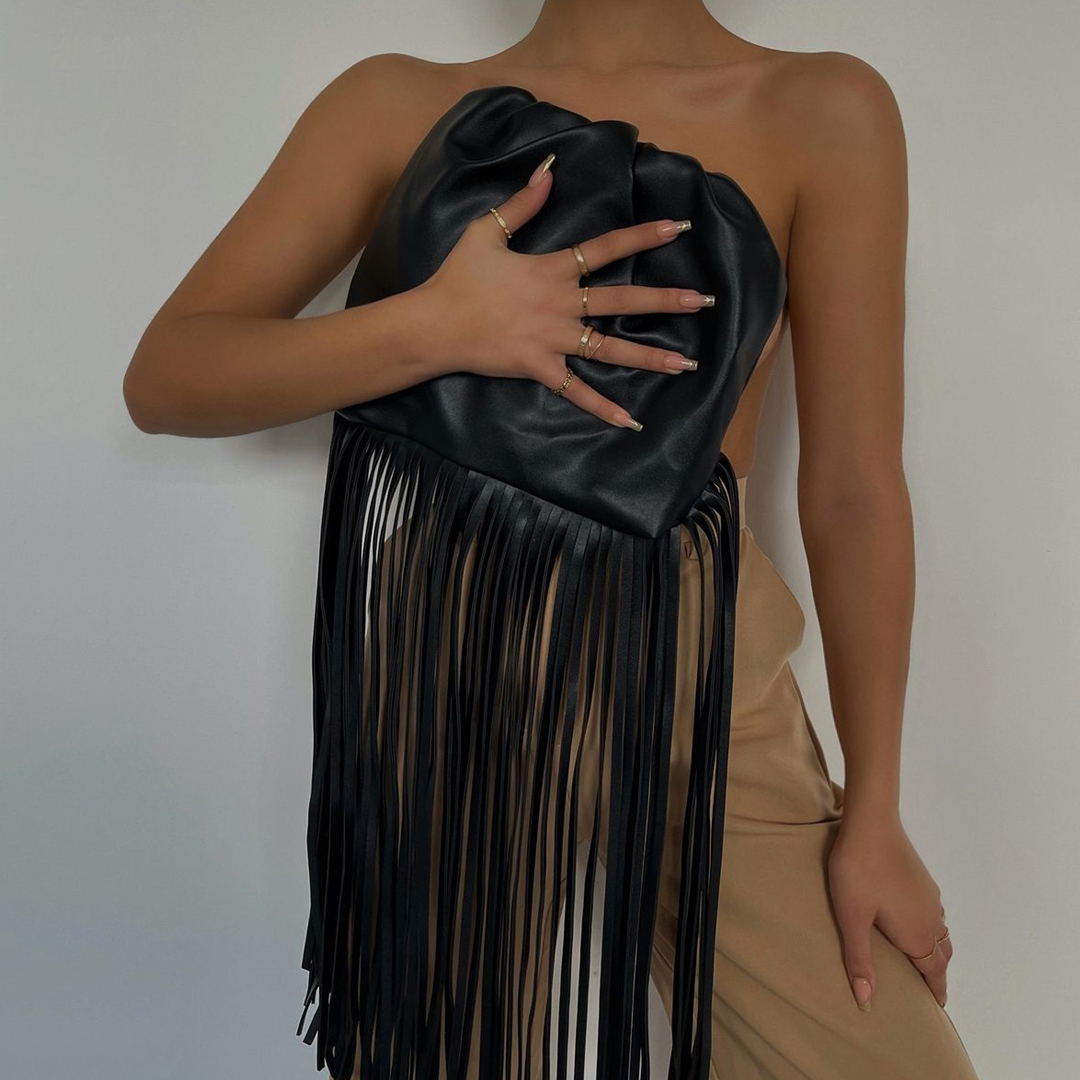 

Lovely Casual Fold Tassel Design Black Shoulder Bag