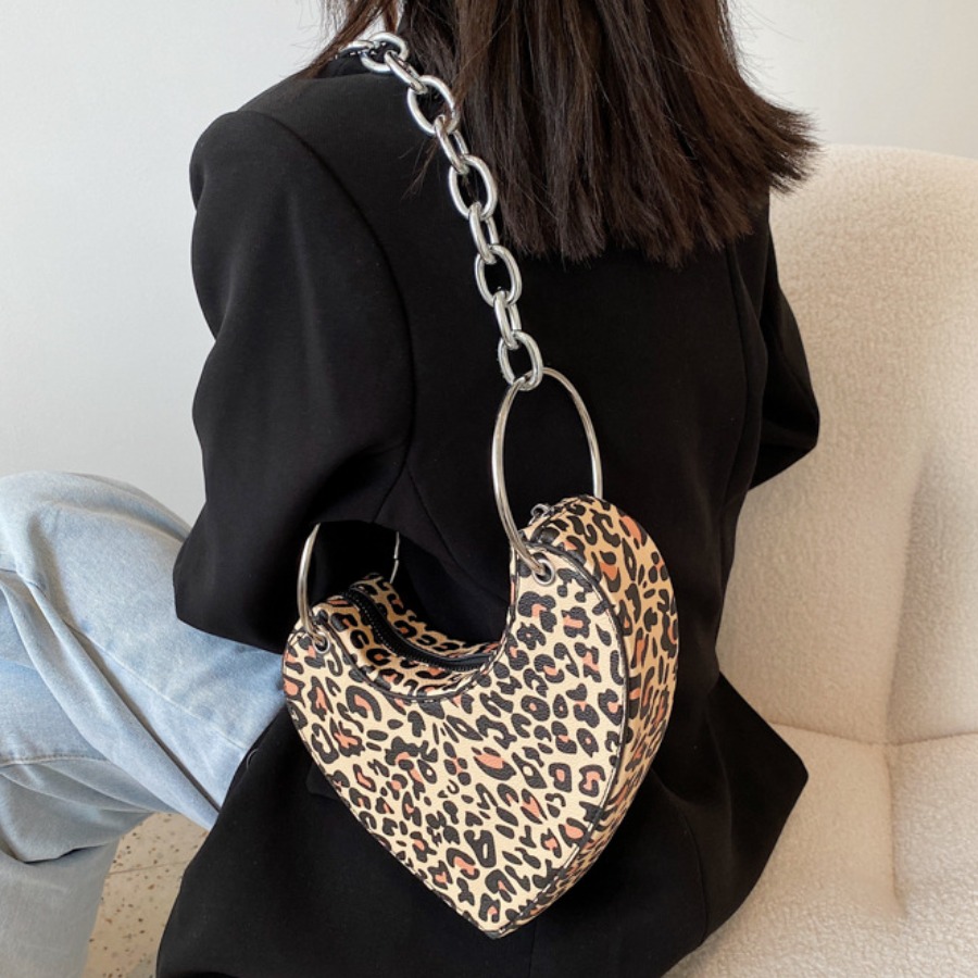 

LW Casual Heart-shaped Leopard Print Shoulder Bag