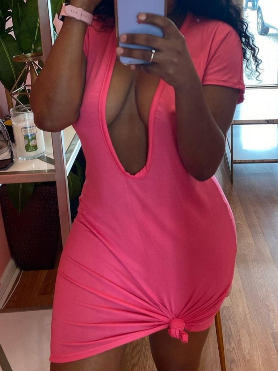 

Lovely Sexy Deep U Neck Elastic Pink Mini Dress