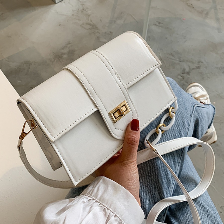 

LW Casual Chain Decoration White Crossbody Bag