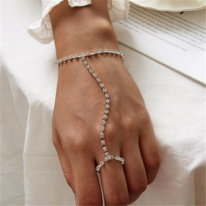 

LW Casual Crystal Silver Bracelet