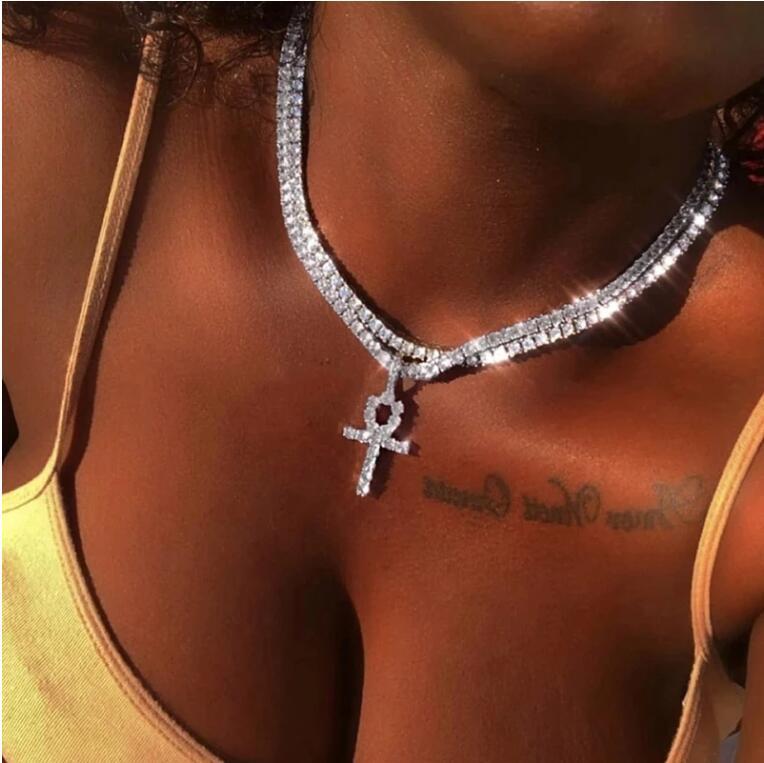

LW Sequined Cross Necklace, Silver