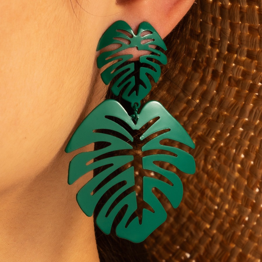 

LW Leaf Hollow-out Earring, Green