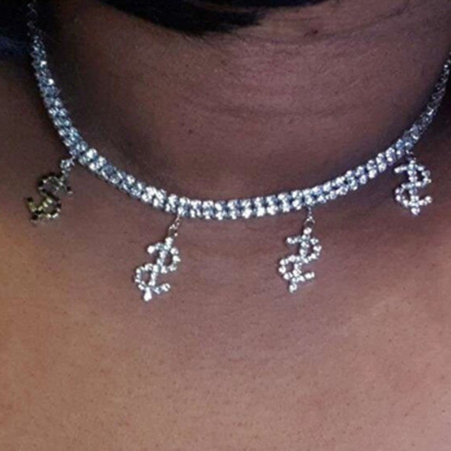 

LW Crystal Letter Decoration Necklace, Silver