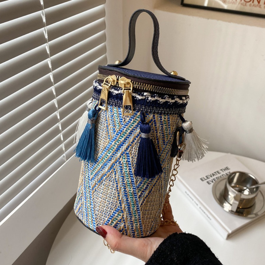 

LW Tassel Design Cylindrical Messenger Bag, Blue