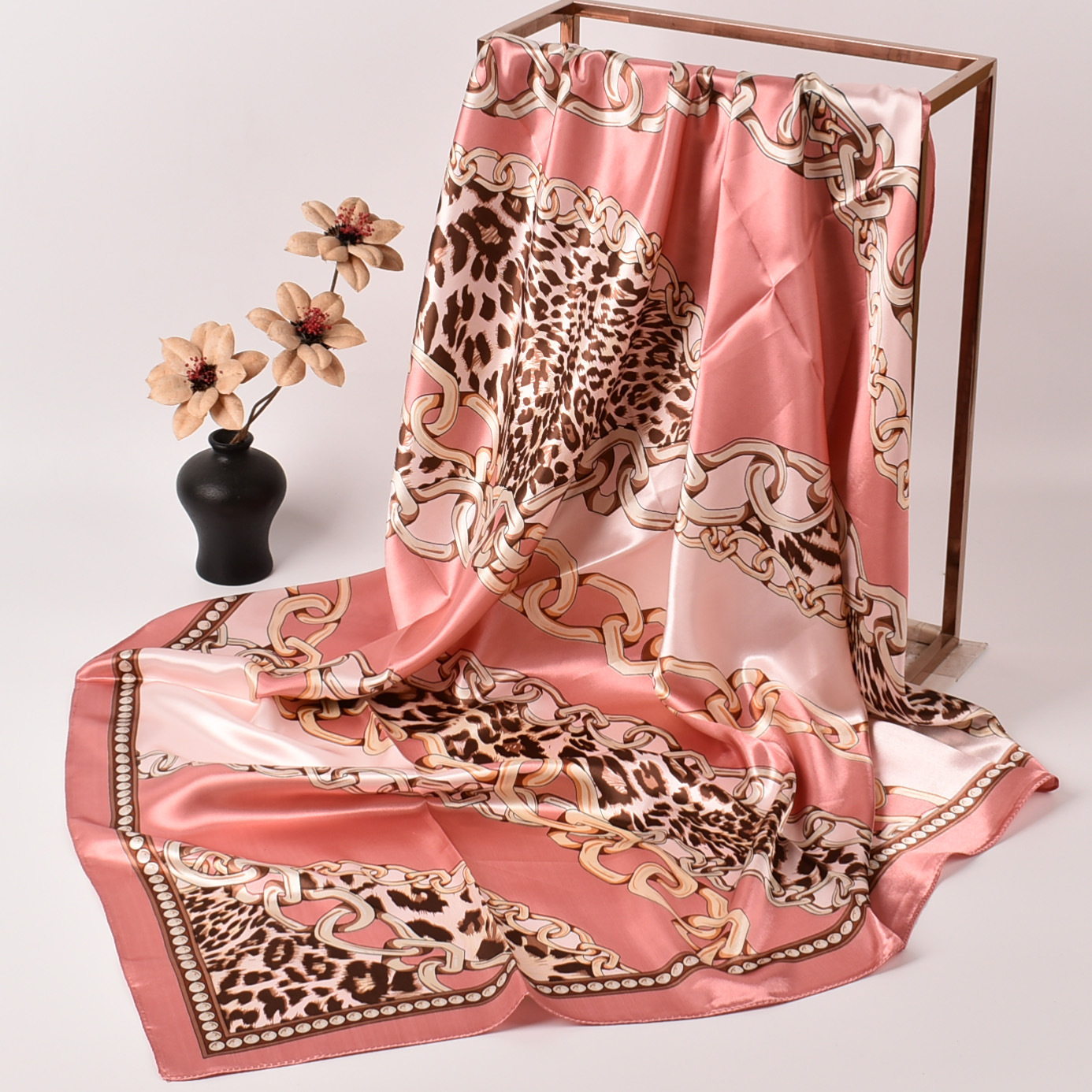 

LW Leopard Chain Print Bandana Headband, Pink