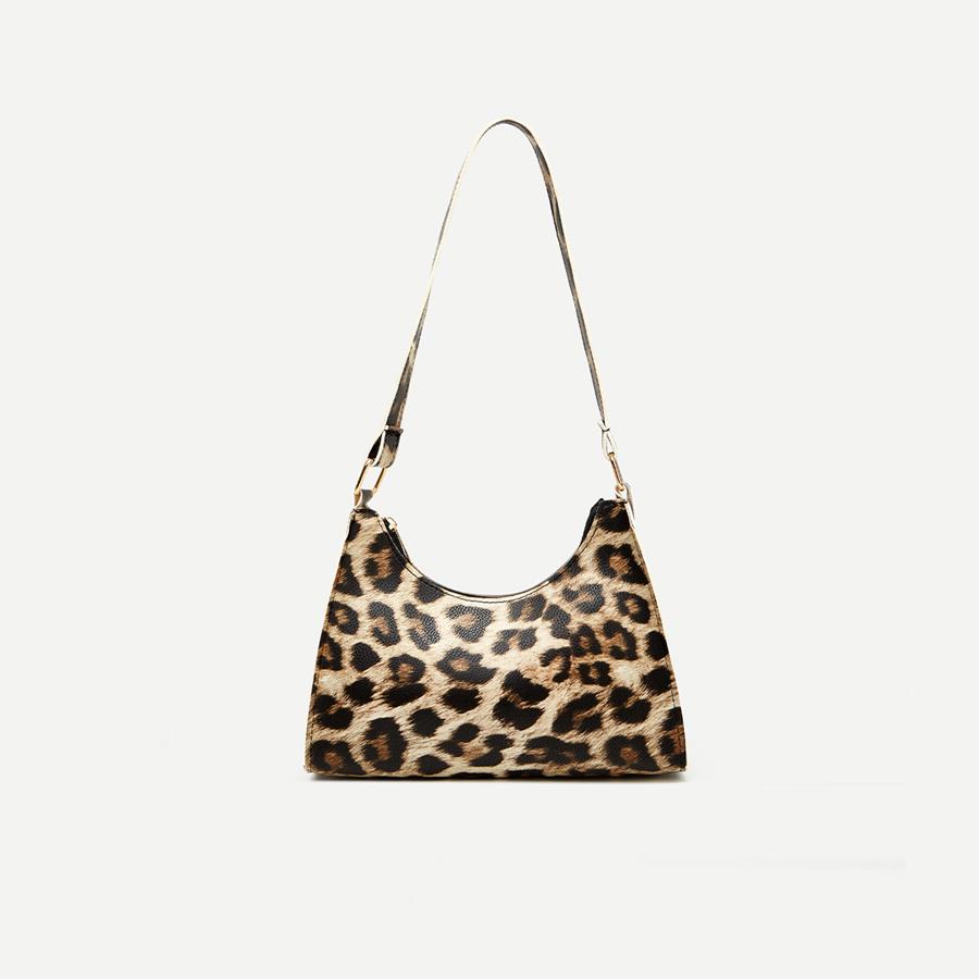 

LW Leopard Print Shoulder Bag