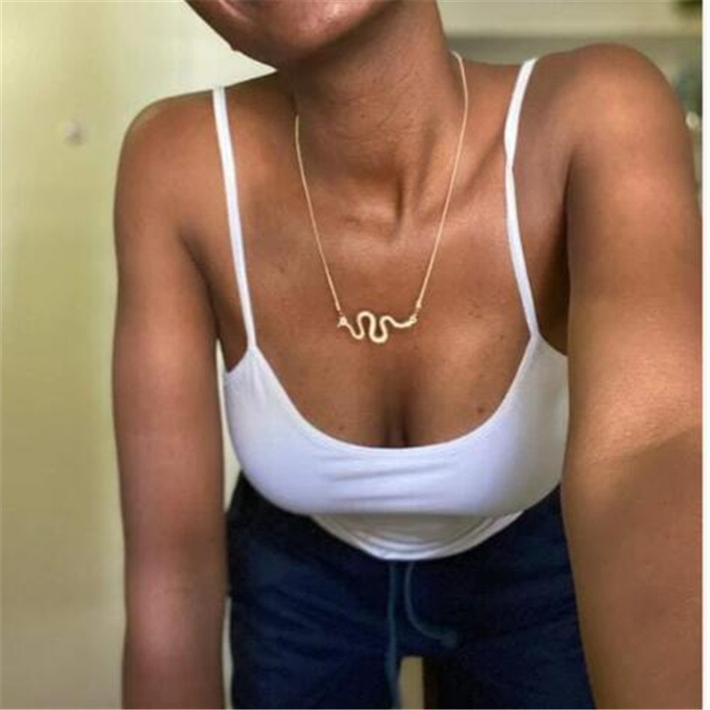

LW Snake Decoration Necklace, Gold