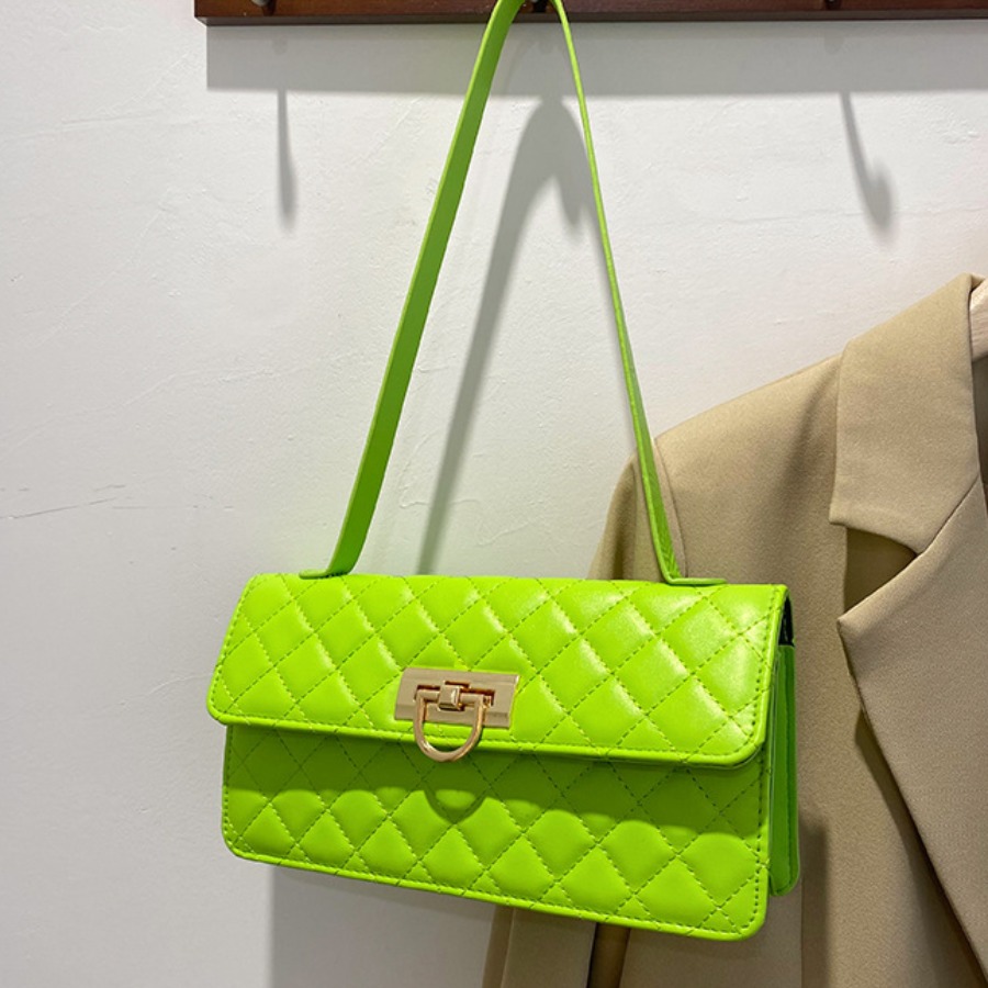 

LW Metallic Lock Shoulder Bag, Green