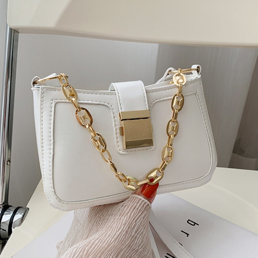 

LW Chain Strap Shoulder Bag, White