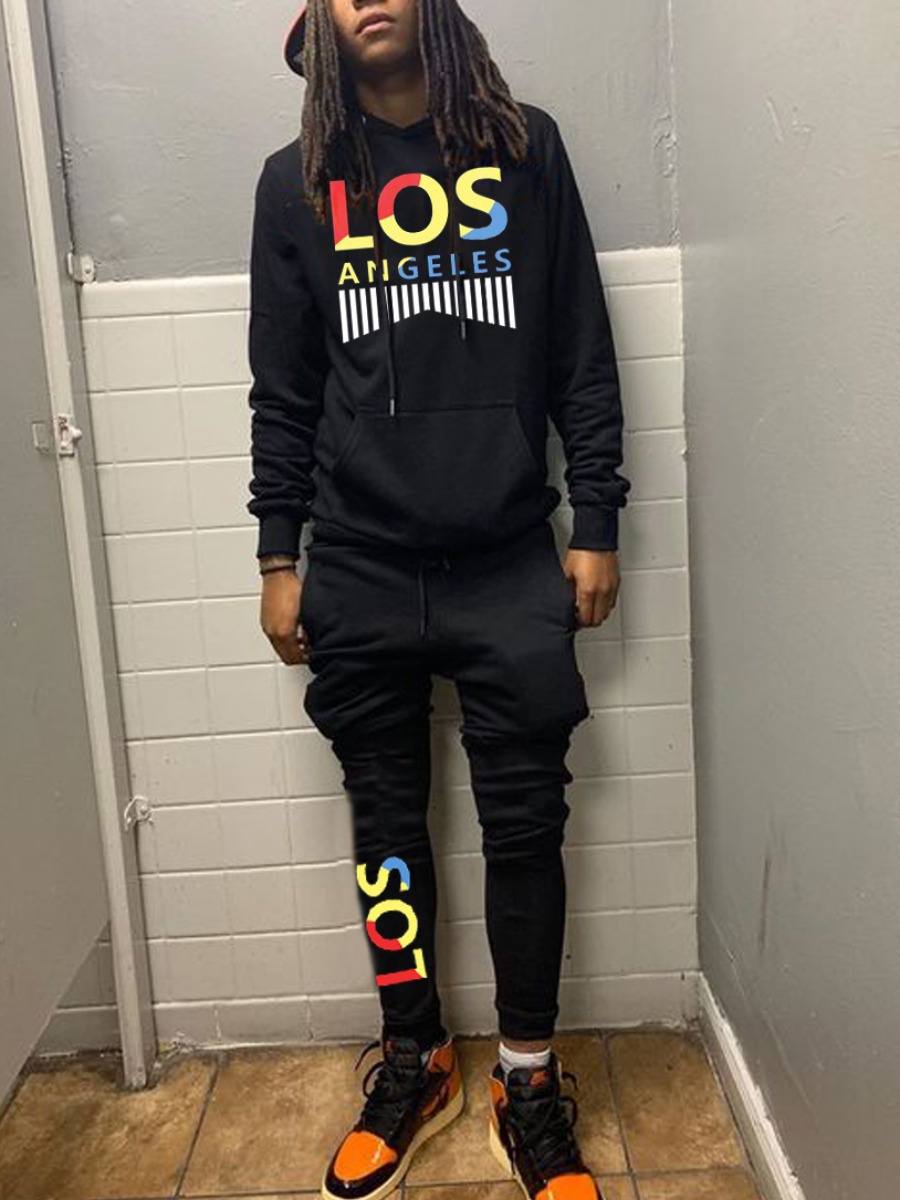 

LW Men Letter Print Kangaroo Pocket Sweatsuit Set, Black