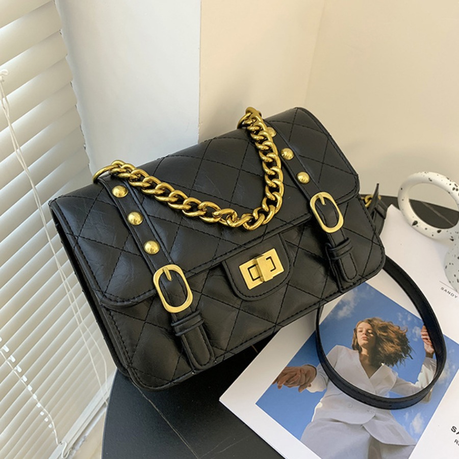 

LW Buckle Design Crossbody Bag, Black