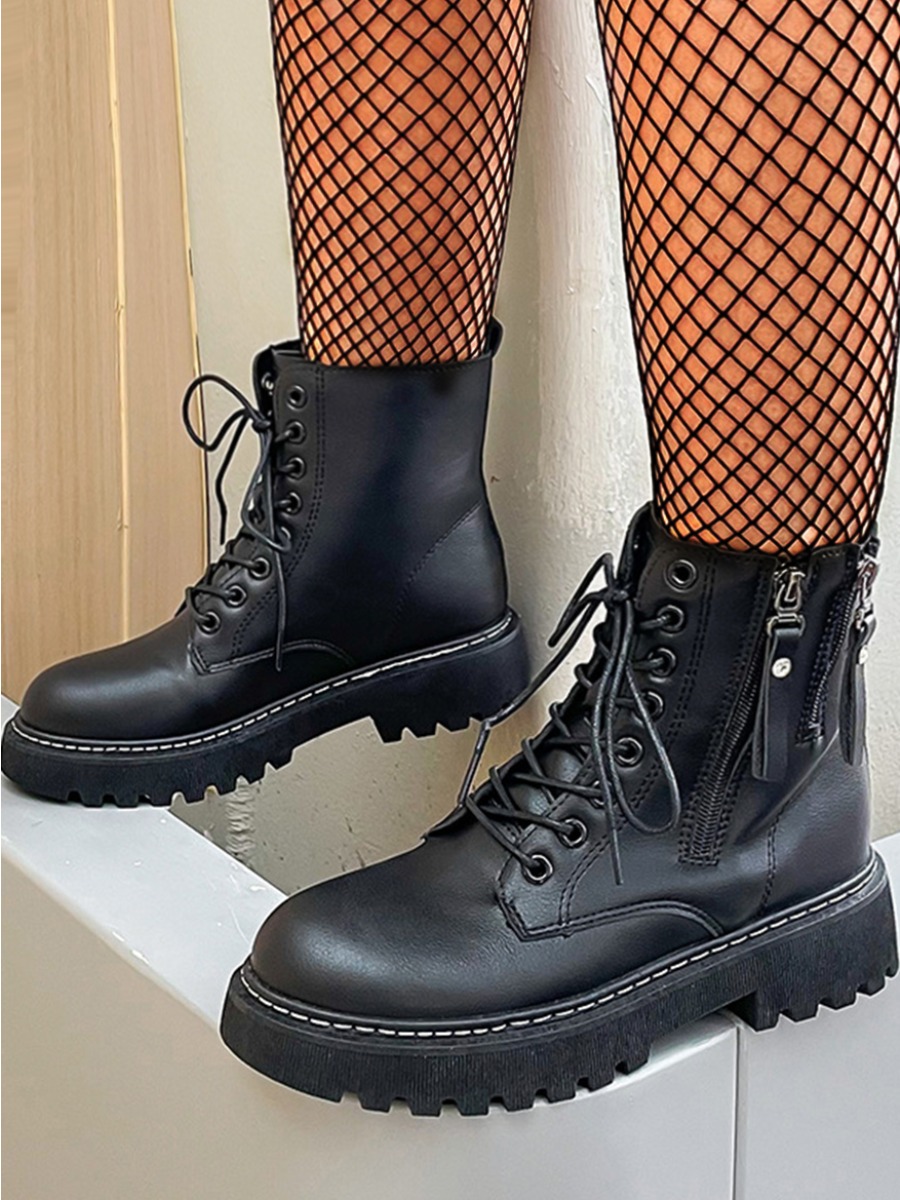 

LW Zipper Design Booties, Black