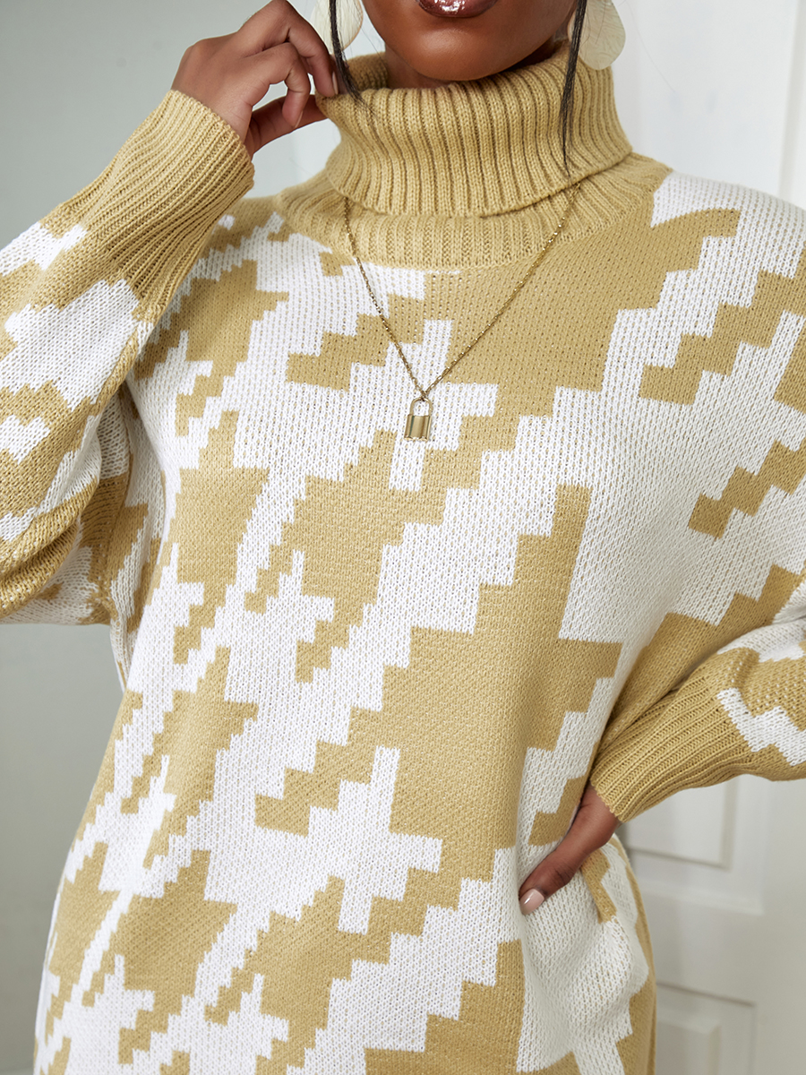 

LW Turtleneck Color Block Sweater, Khaki