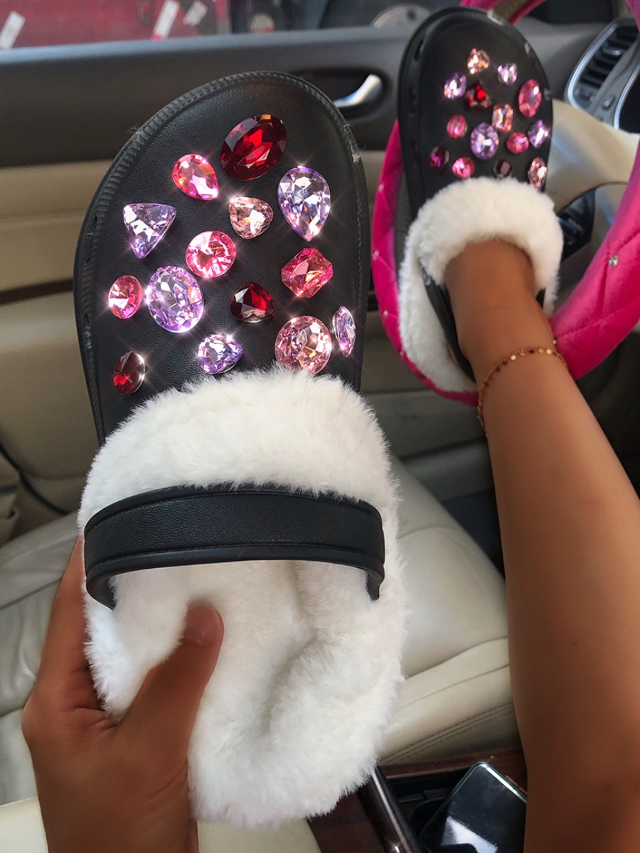 

LW DIY Crystal Decor Plush Slippers, Black
